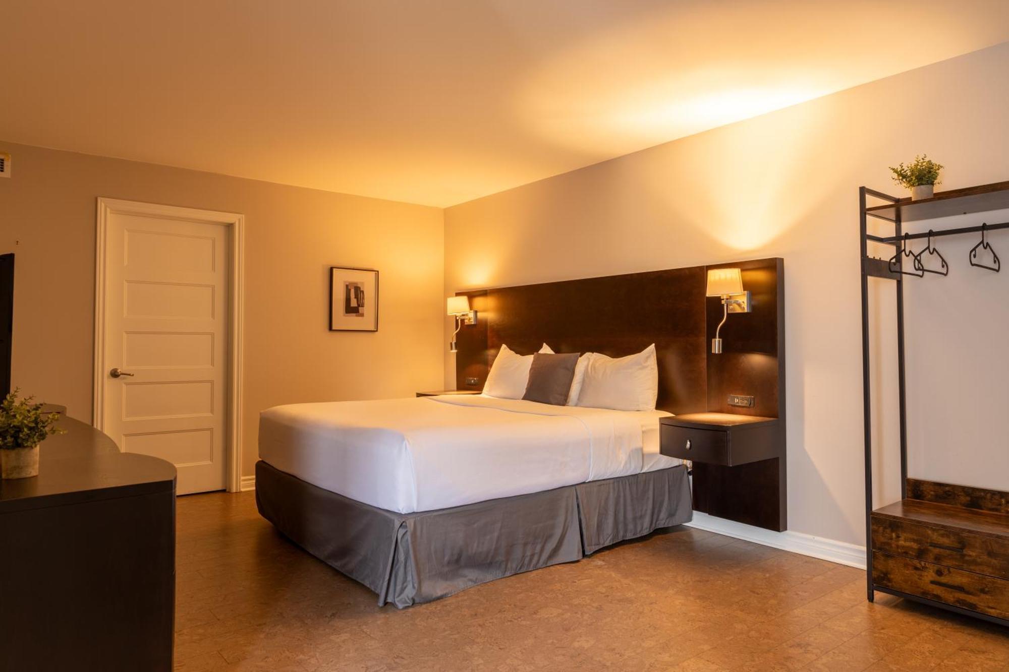 Auberge Des Gallant Rigaud Kültér fotó