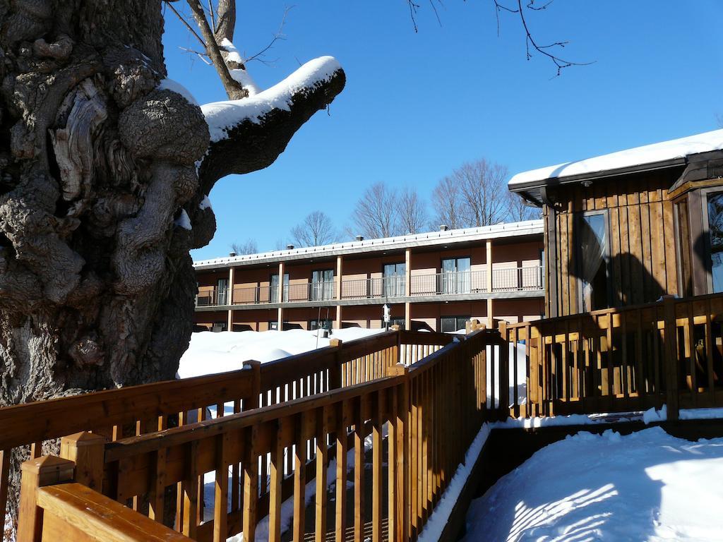 Auberge Des Gallant Rigaud Kültér fotó