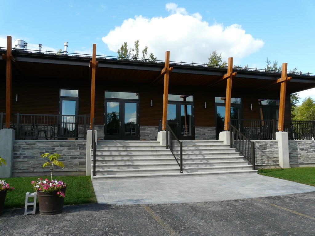 Auberge Des Gallant Rigaud Kültér fotó